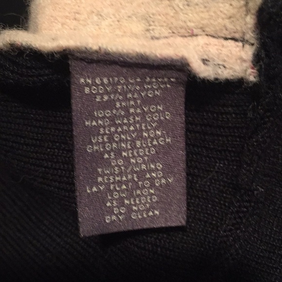 Sweater - Picture 5 of 5